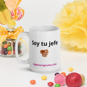 Taza blanca brillante "Soy tu jefe"